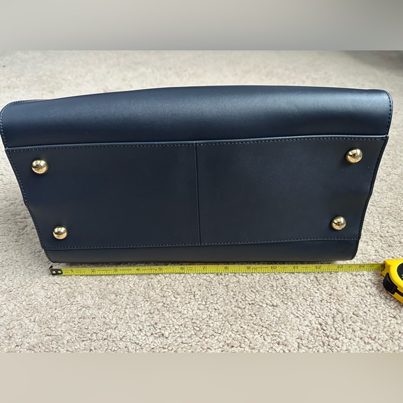 ZAC Posen navy satchel with detachable shoulder strap. - Picture 4 of 12